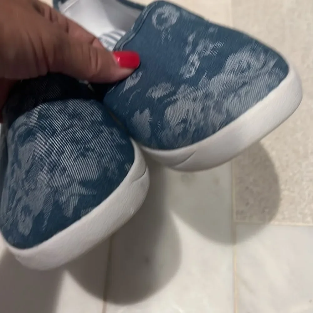 Comfortview Sz 9W  Denim Loafer Sneakers EUC